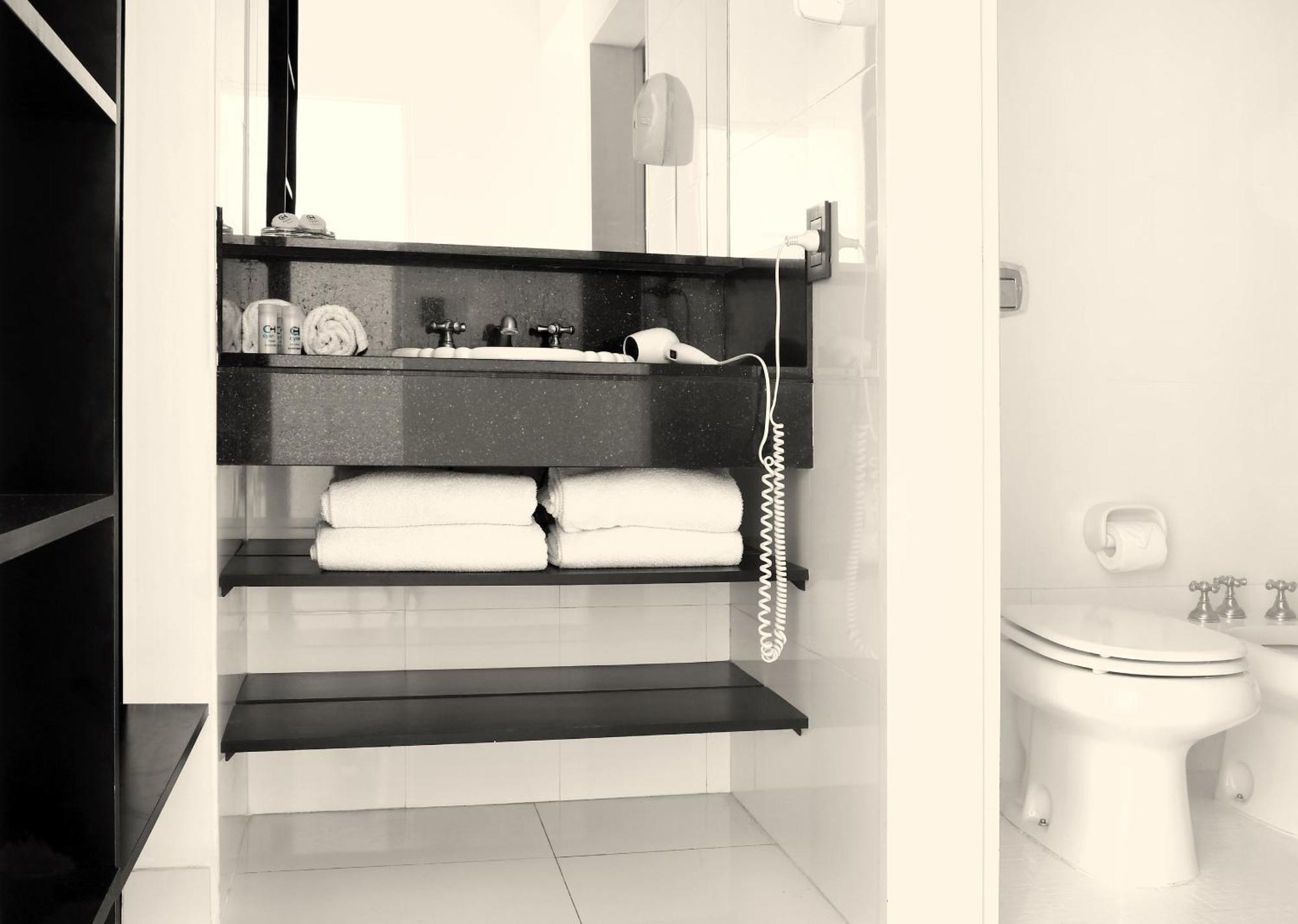 בואנוס איירס Cyan Recoleta Hotel מראה חיצוני תמונה