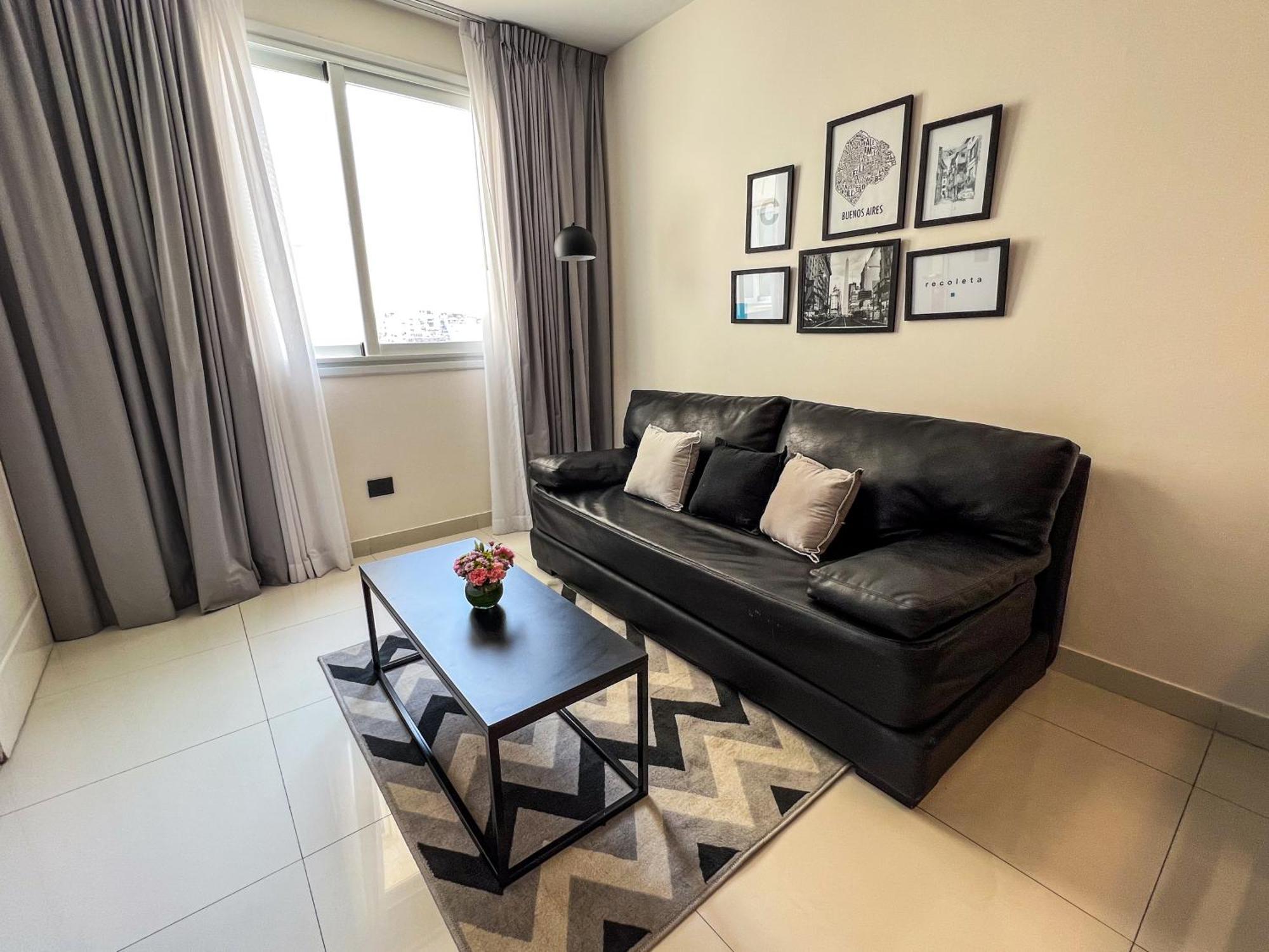 בואנוס איירס Cyan Recoleta Hotel מראה חיצוני תמונה